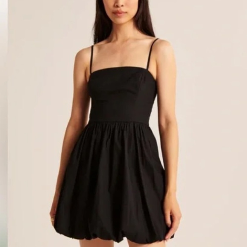Abercrombie & Fitch bubble hem
dress